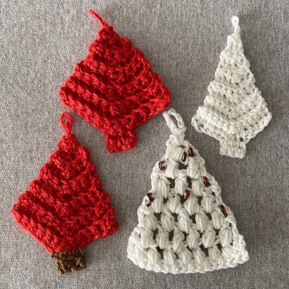 Handmade Crochet Red White Holiday Christmas Tree Hanging Decorations Set of 4 - Picture 2 of 6
